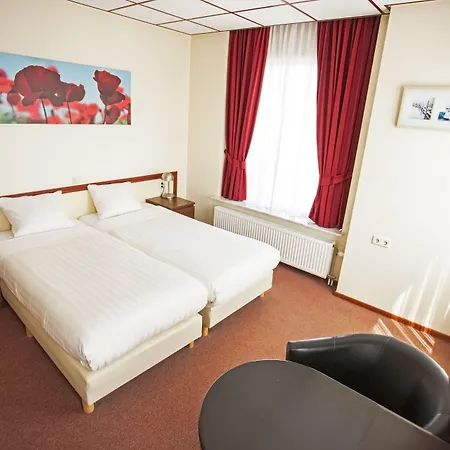 Strandhotel Scheveningen-3
